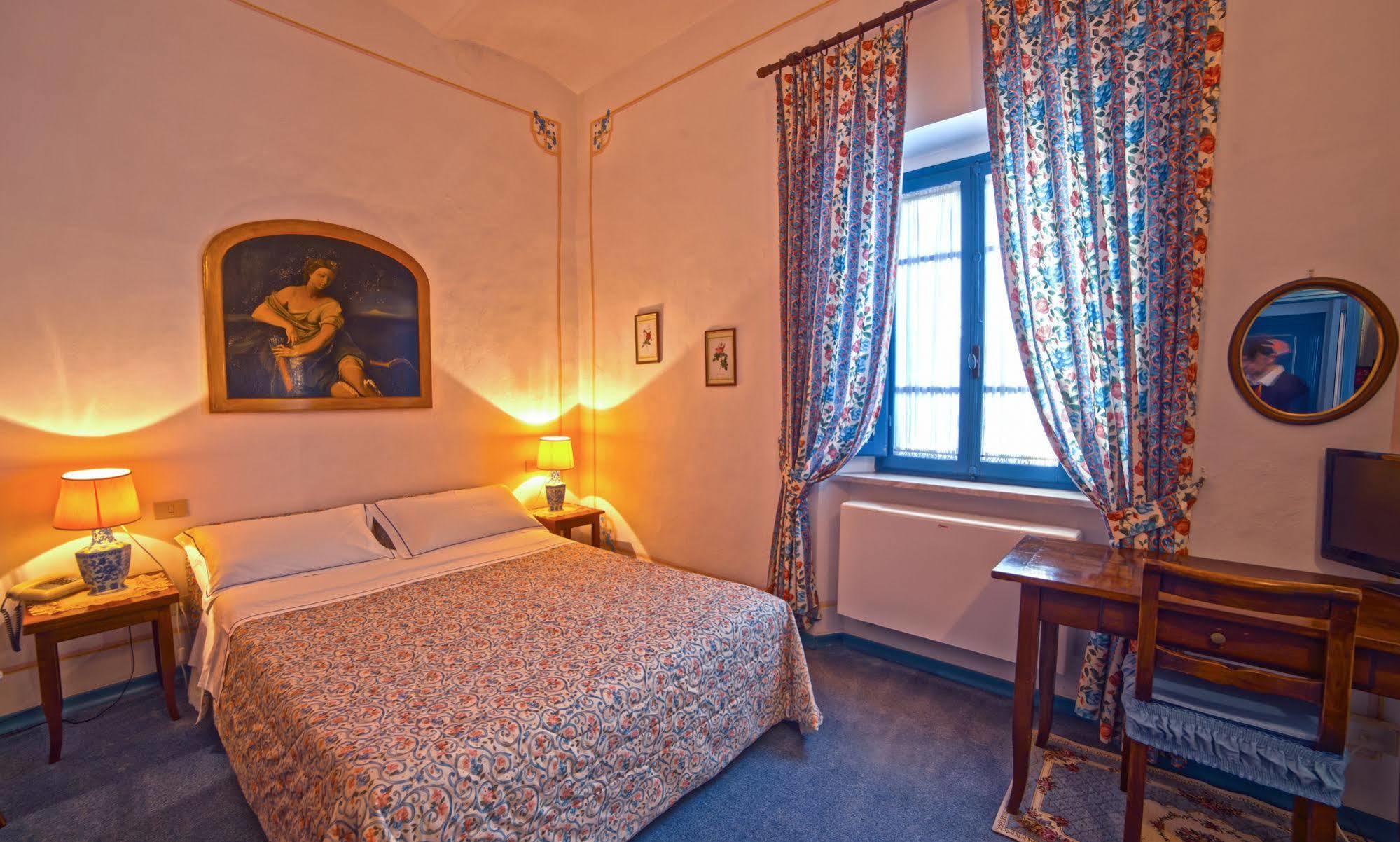 סטורניה Hotel Villa Clodia מראה חיצוני תמונה