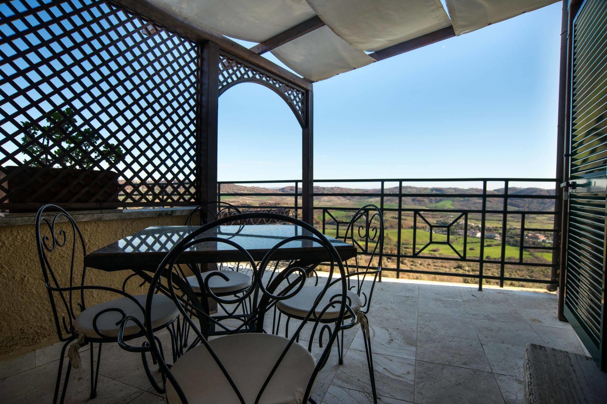 סטורניה Hotel Villa Clodia מראה חיצוני תמונה