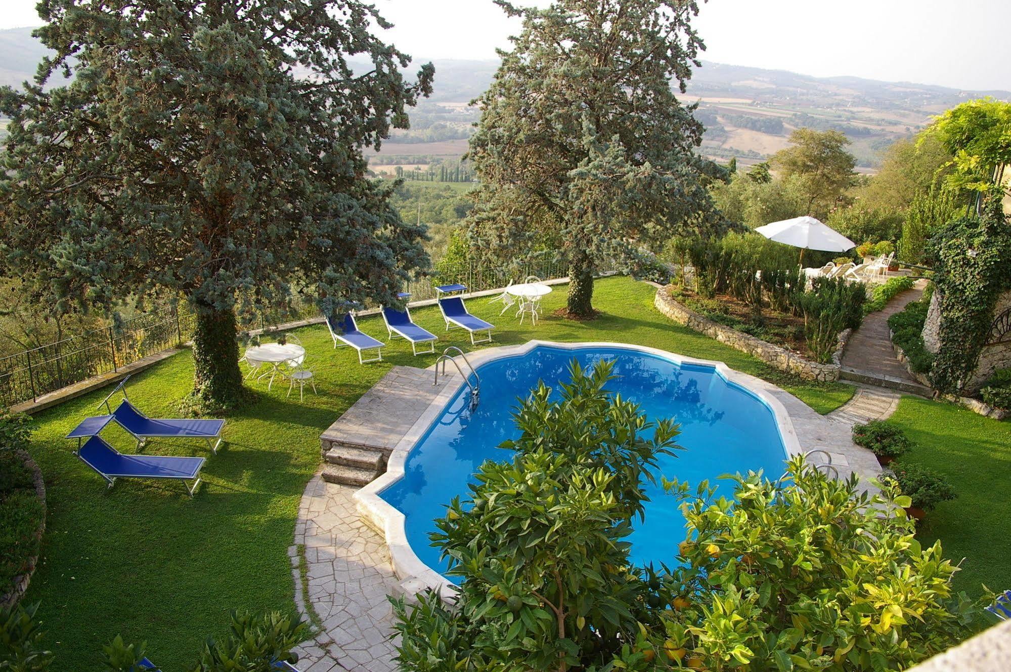 סטורניה Hotel Villa Clodia מראה חיצוני תמונה
